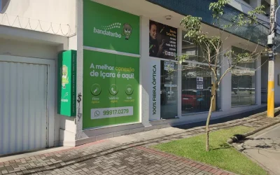 Fachada da unidade da Bandaturbo em Içara